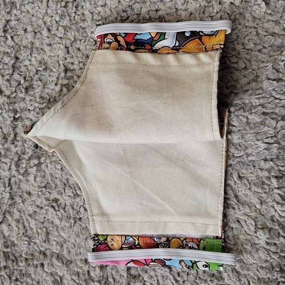 Super Mario Brothers face mask - Picture 4 of 4